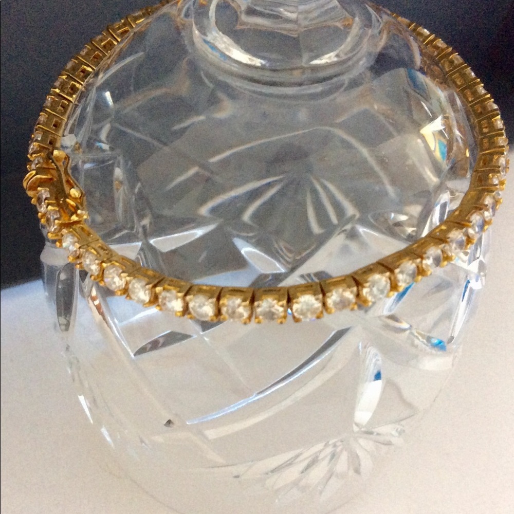 Tennis Bracelet 7 inches long man made faux diamonds faux gold bracelet